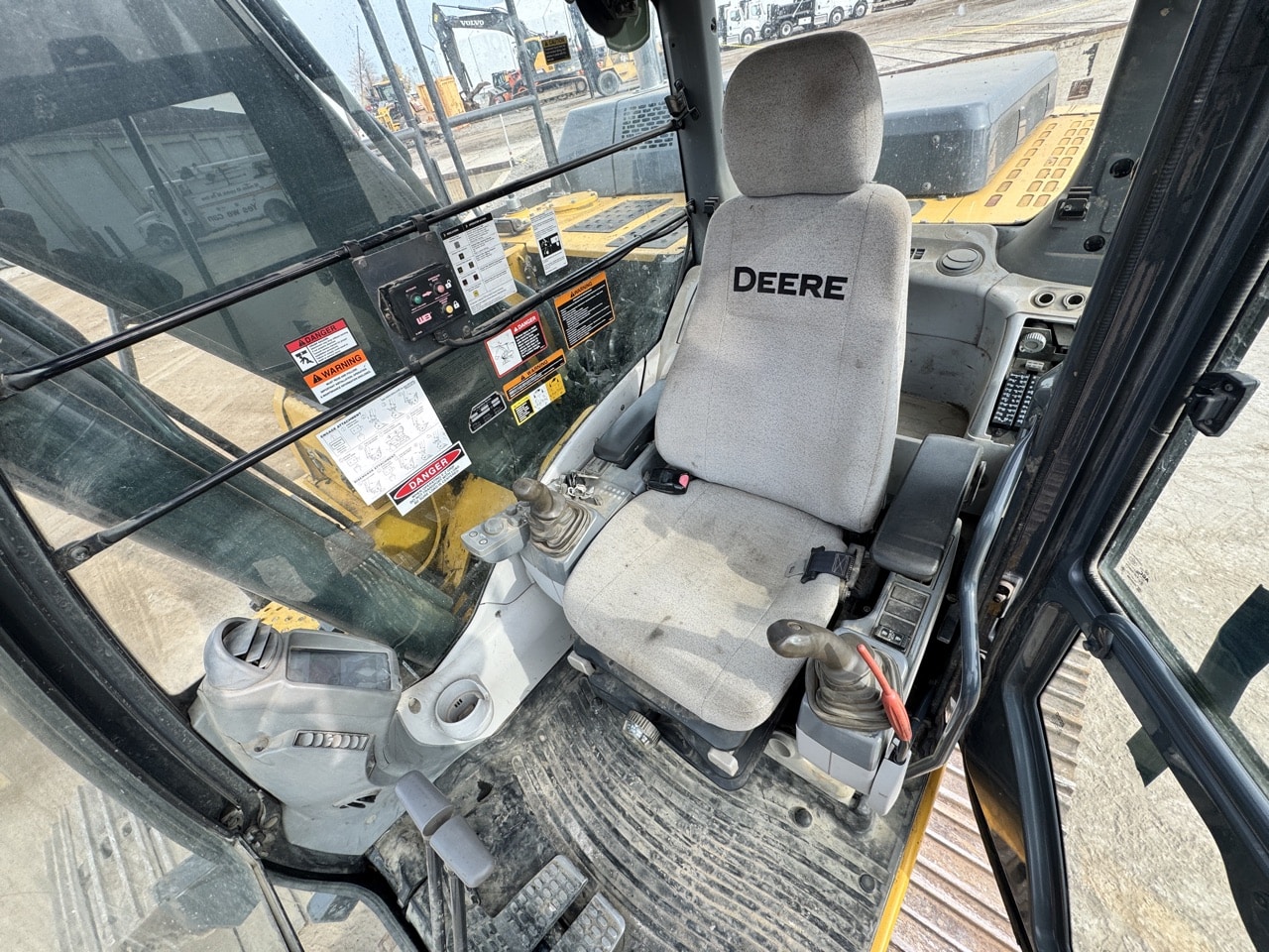 2016 John Deere 180G