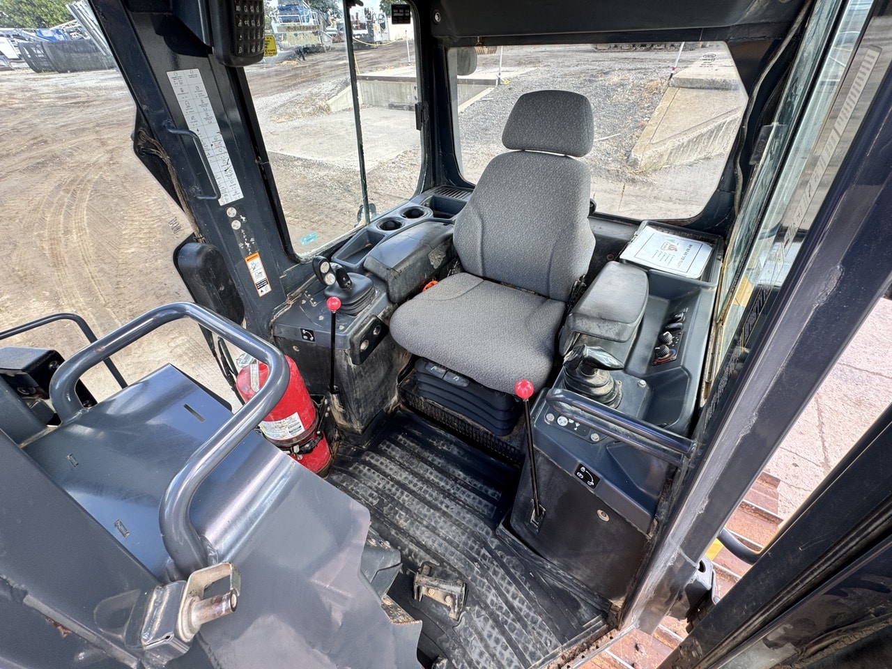 2015 John Deere 650K LGP