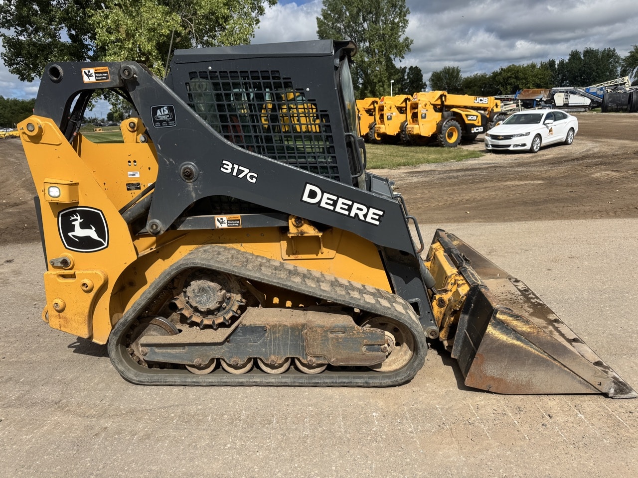 2024 John Deere 317G