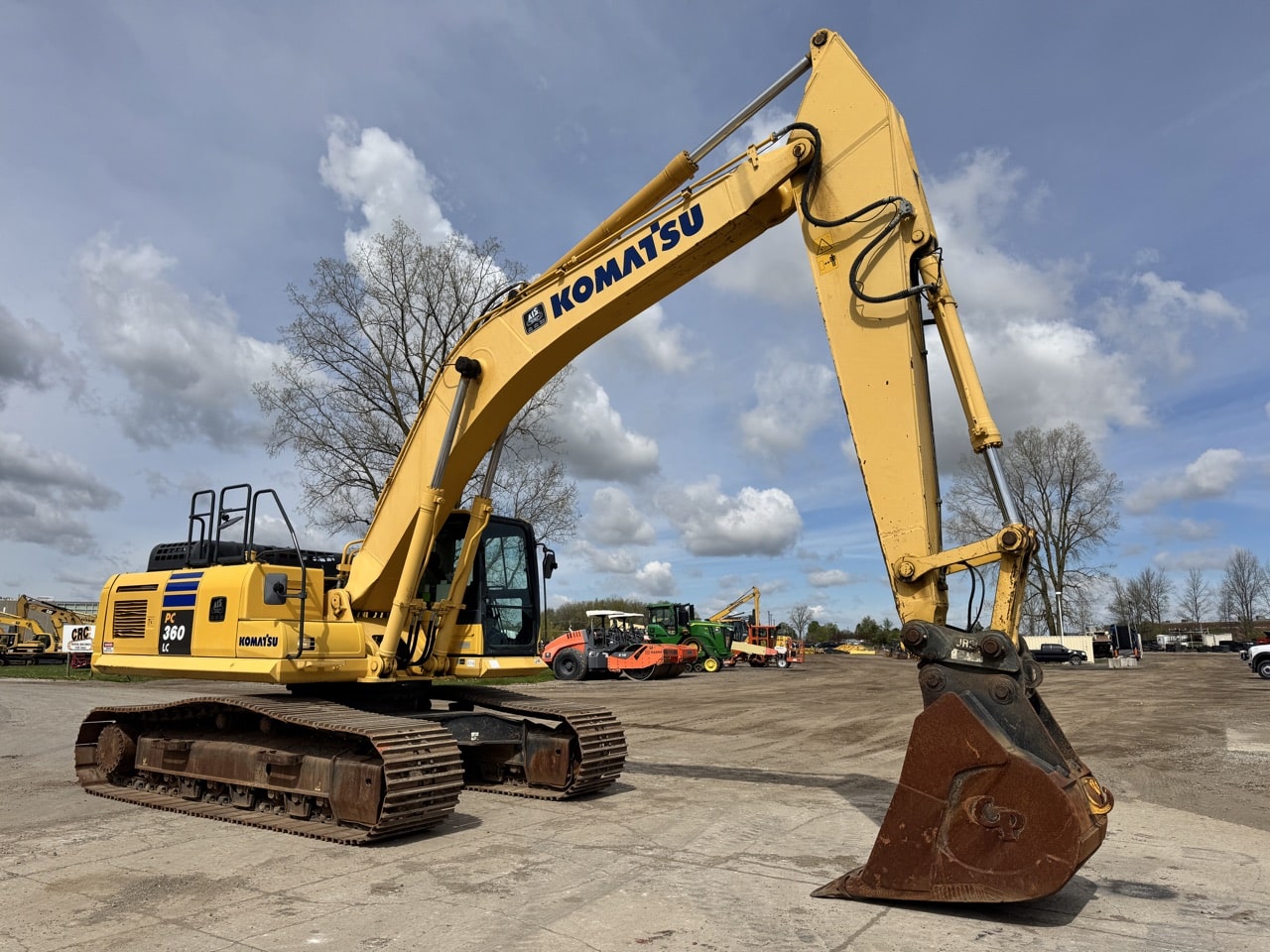 Photo of a 2015 Komatsu PC360LC-10