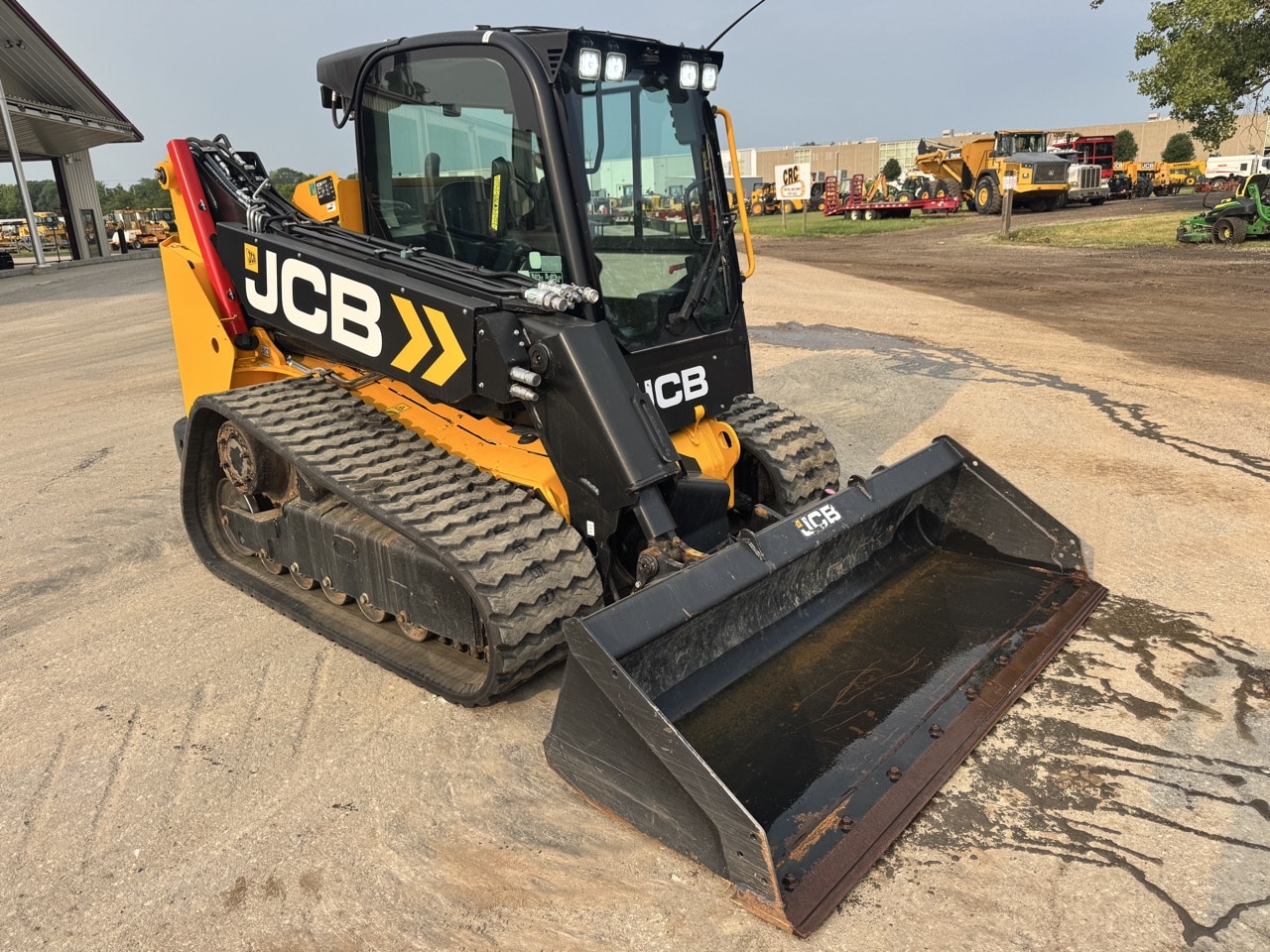 2024 JCB 3TS-8T
