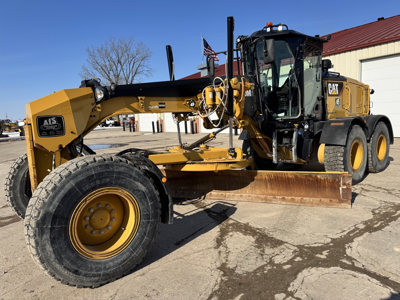 Photo of a 2019 Caterpillar 140M3