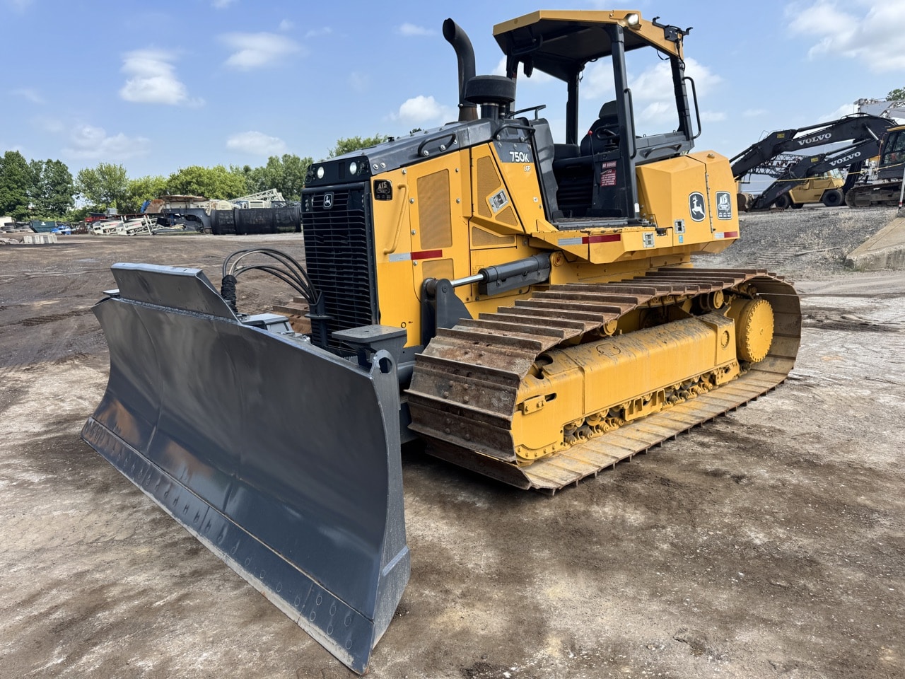 Photo of a 2018 John Deere 750K LGP EH