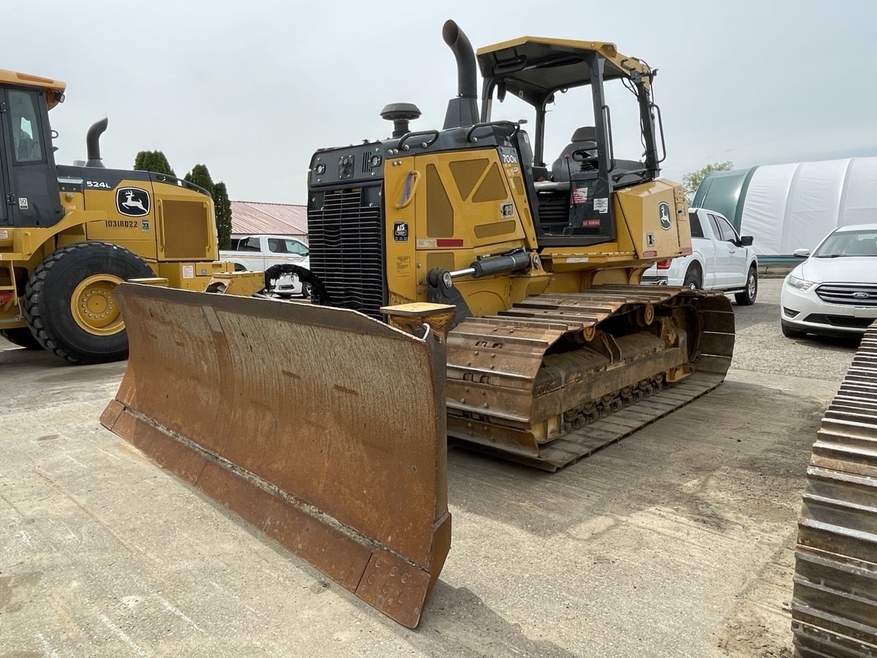 Photo of a 2017 John Deere 700K