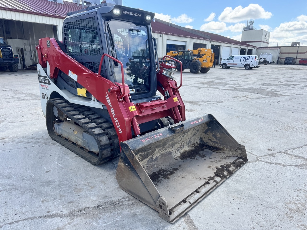 Takeuchi TL10V2