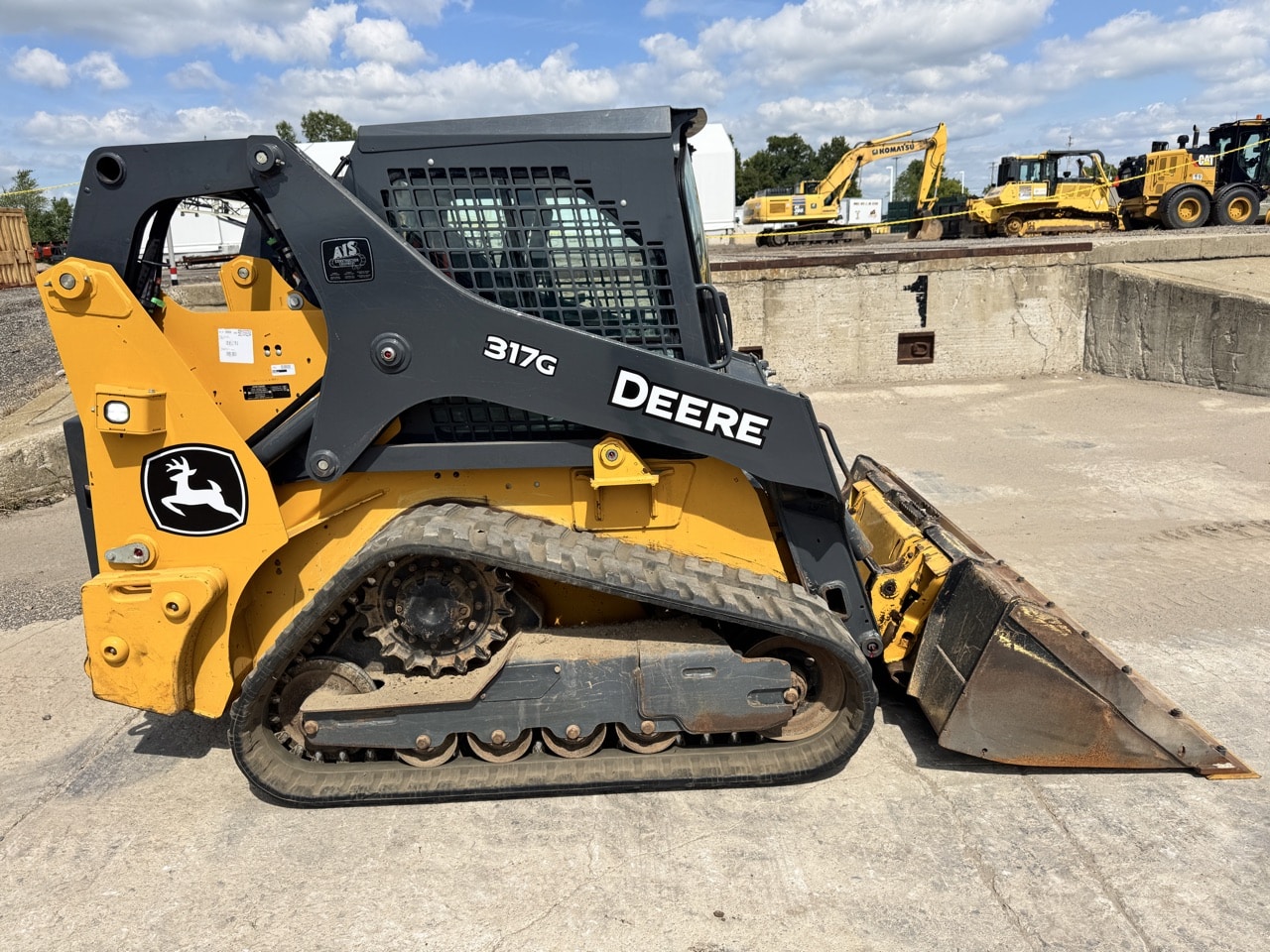 2024 John Deere 317G