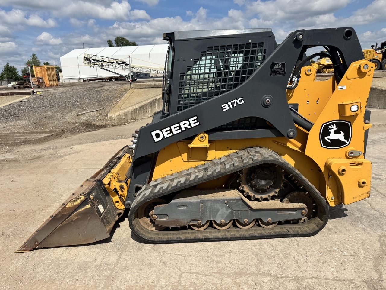 2024 John Deere 317G