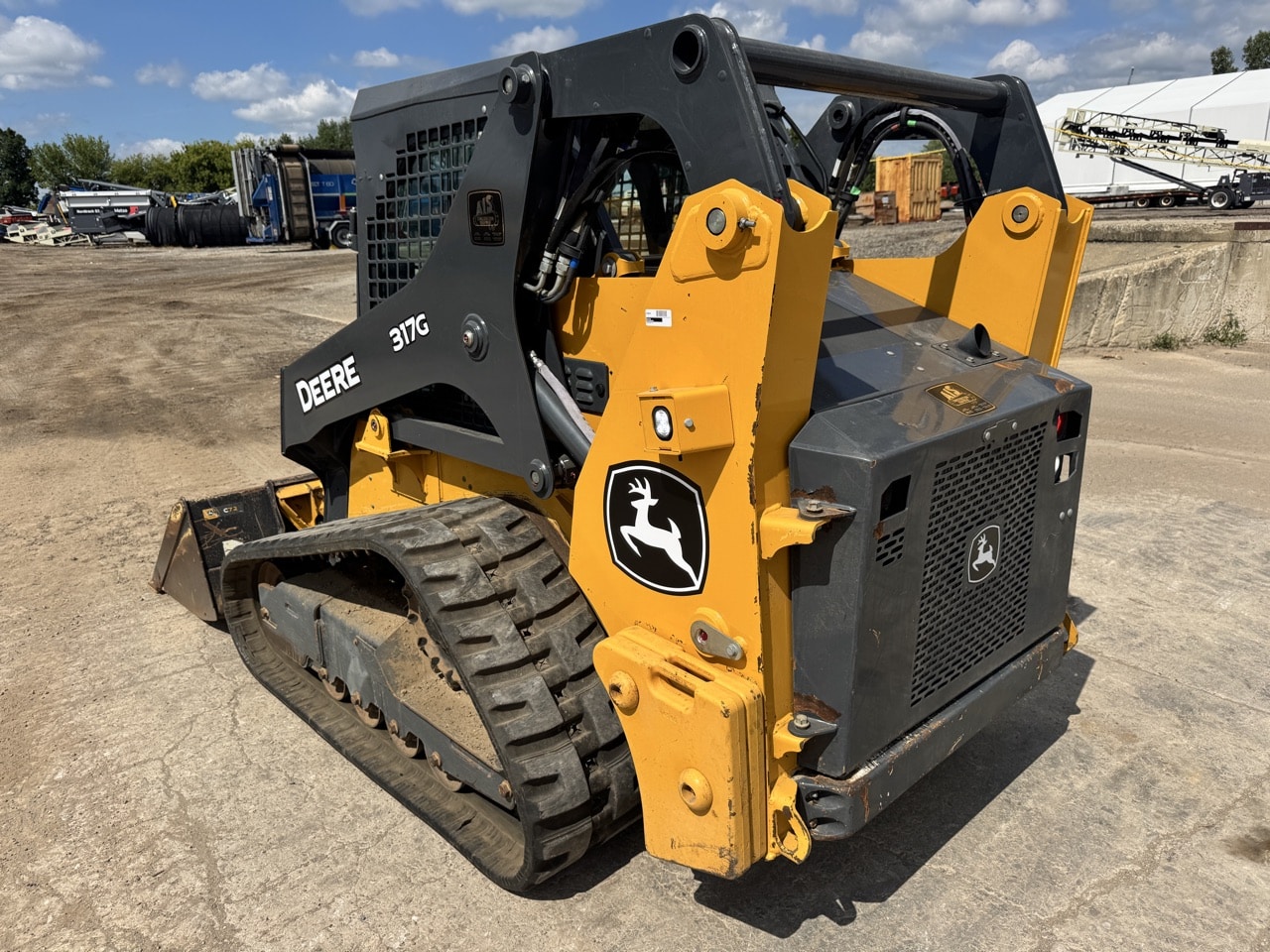 2024 John Deere 317G