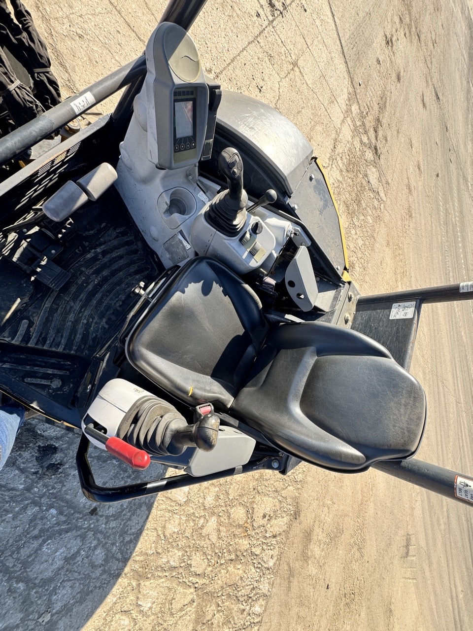 2020 John Deere 35G