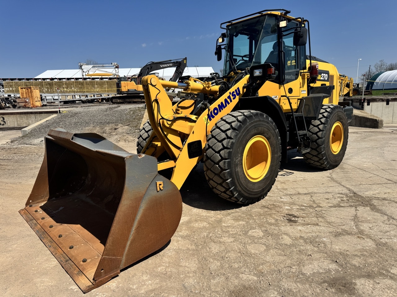 Photo of a 2023 Komatsu WA270-8