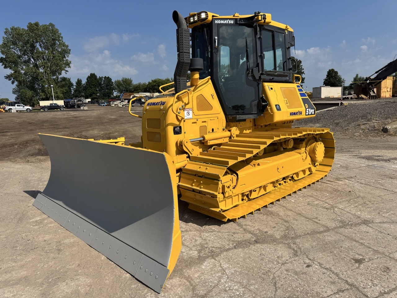Photo of a  Komatsu D51PX-24