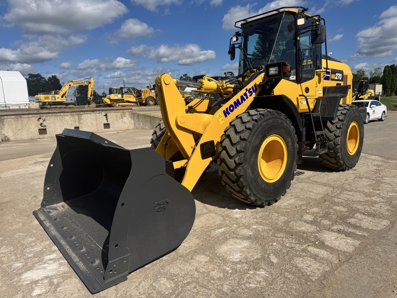 Photo of 2022 Komatsu WA270-8