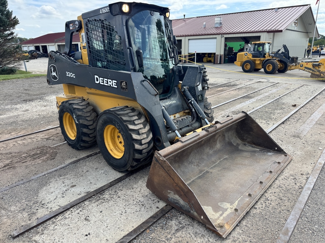 2020 John Deere 320G