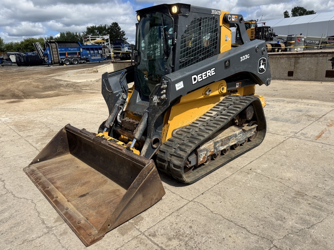 Photo of 2021 John Deere 333G