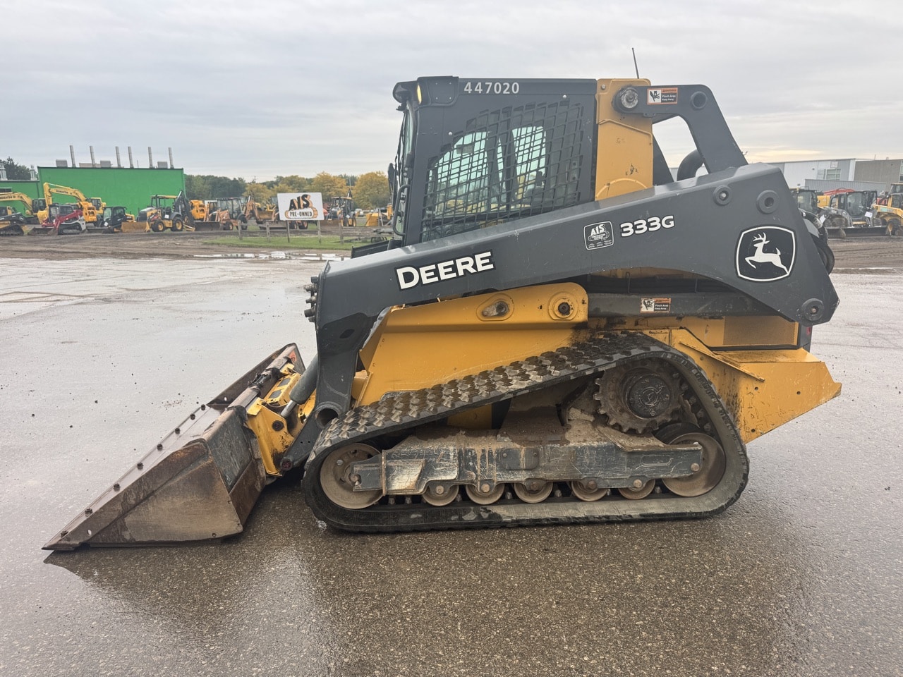 2023 John Deere 333G