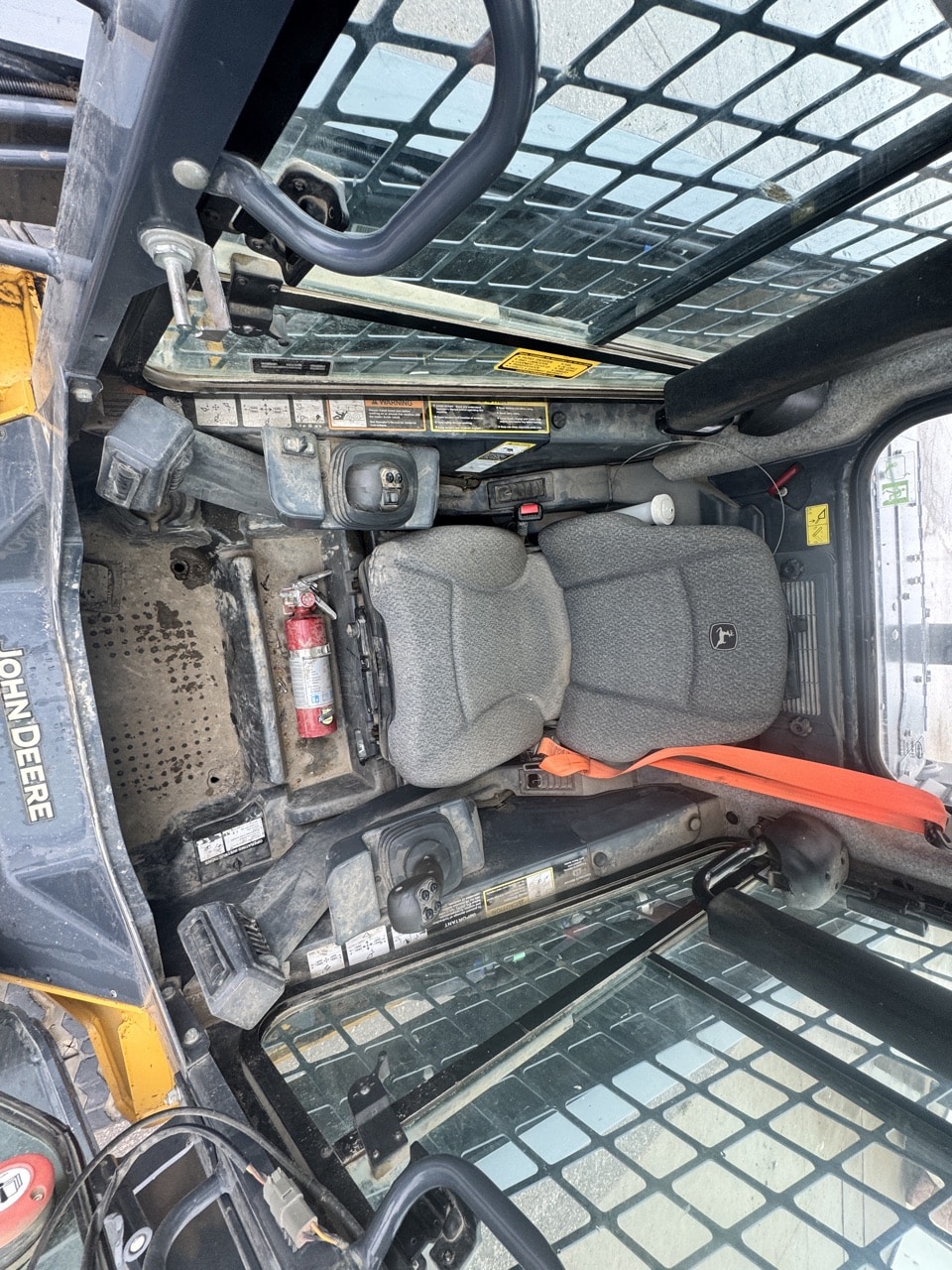2023 John Deere 333G