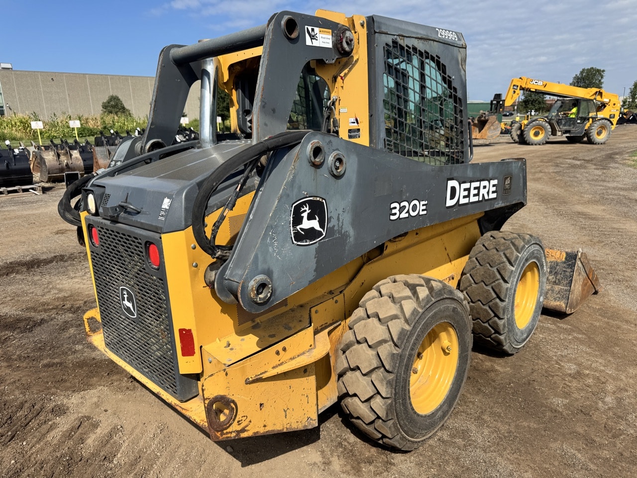 2016 John Deere 320E