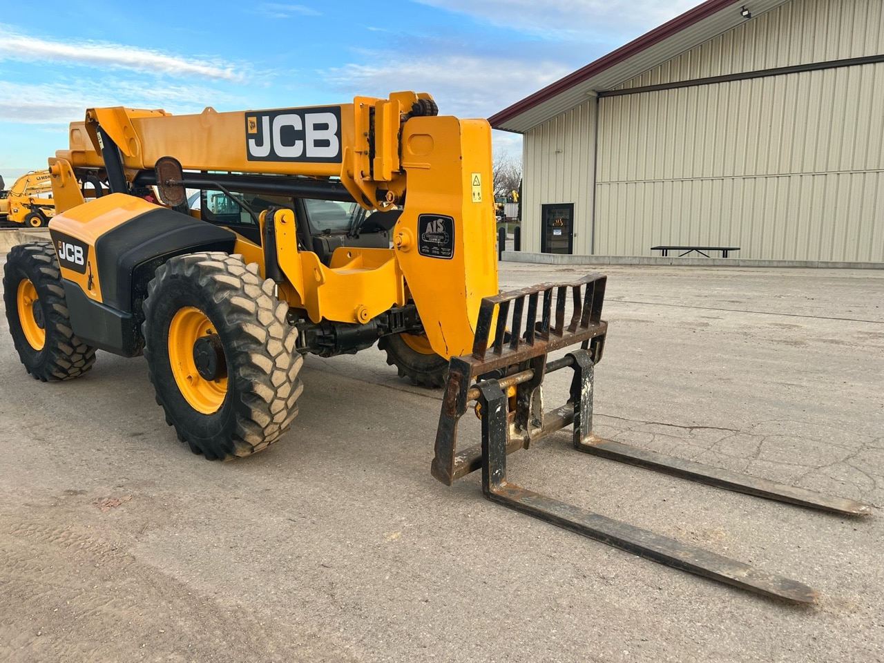 Photo of a 2013 JCB 509-42