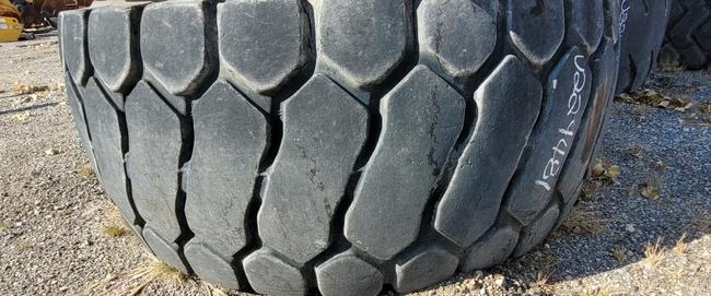 Tire/track Image